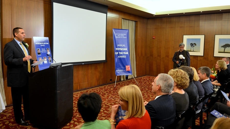 Dr. Fleischut accepts Physician of the Year Award